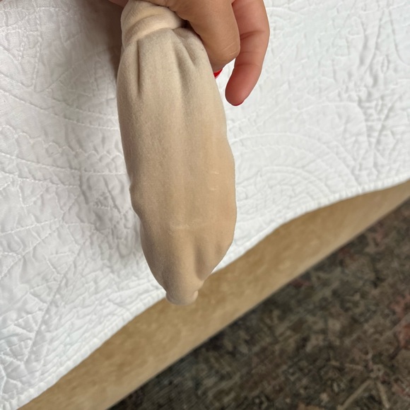 Latte Velvet Knotted Headband - Picture 4 of 5